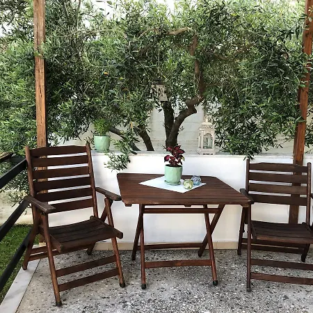 بيت للعطل Deki Holiday Houses