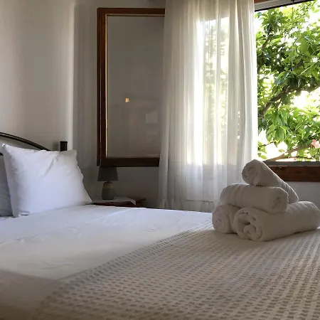 Deki Holiday Houses بيت للعطل *