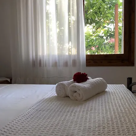 بيت للعطل Deki Holiday Houses *